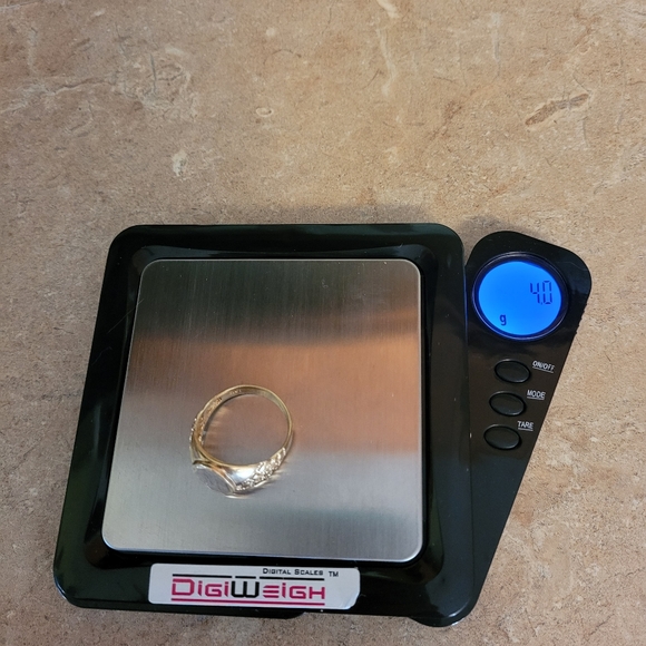 Signet mens initial "M" 10 kt. gold nugget ring - Picture 9 of 17